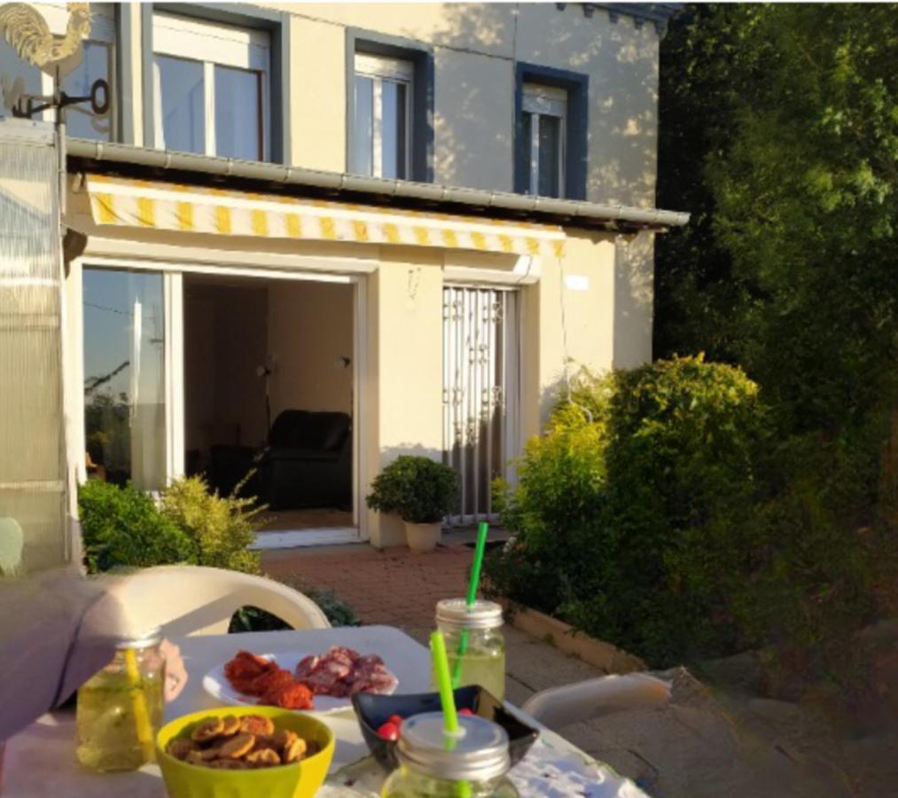Charmante Villa Familiale A Rouen Bonsecours Exterior photo